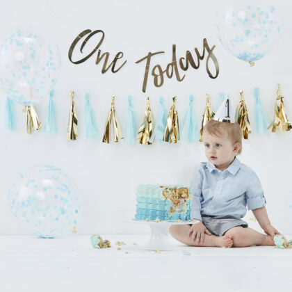 Partybox 'One today' blauw - jongen 1 jaar